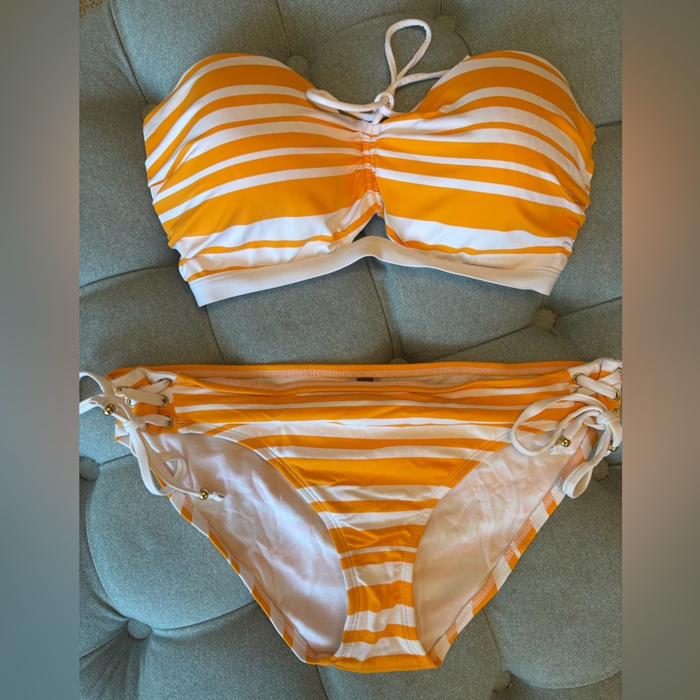Tommy Bahama Bikini 34DD
